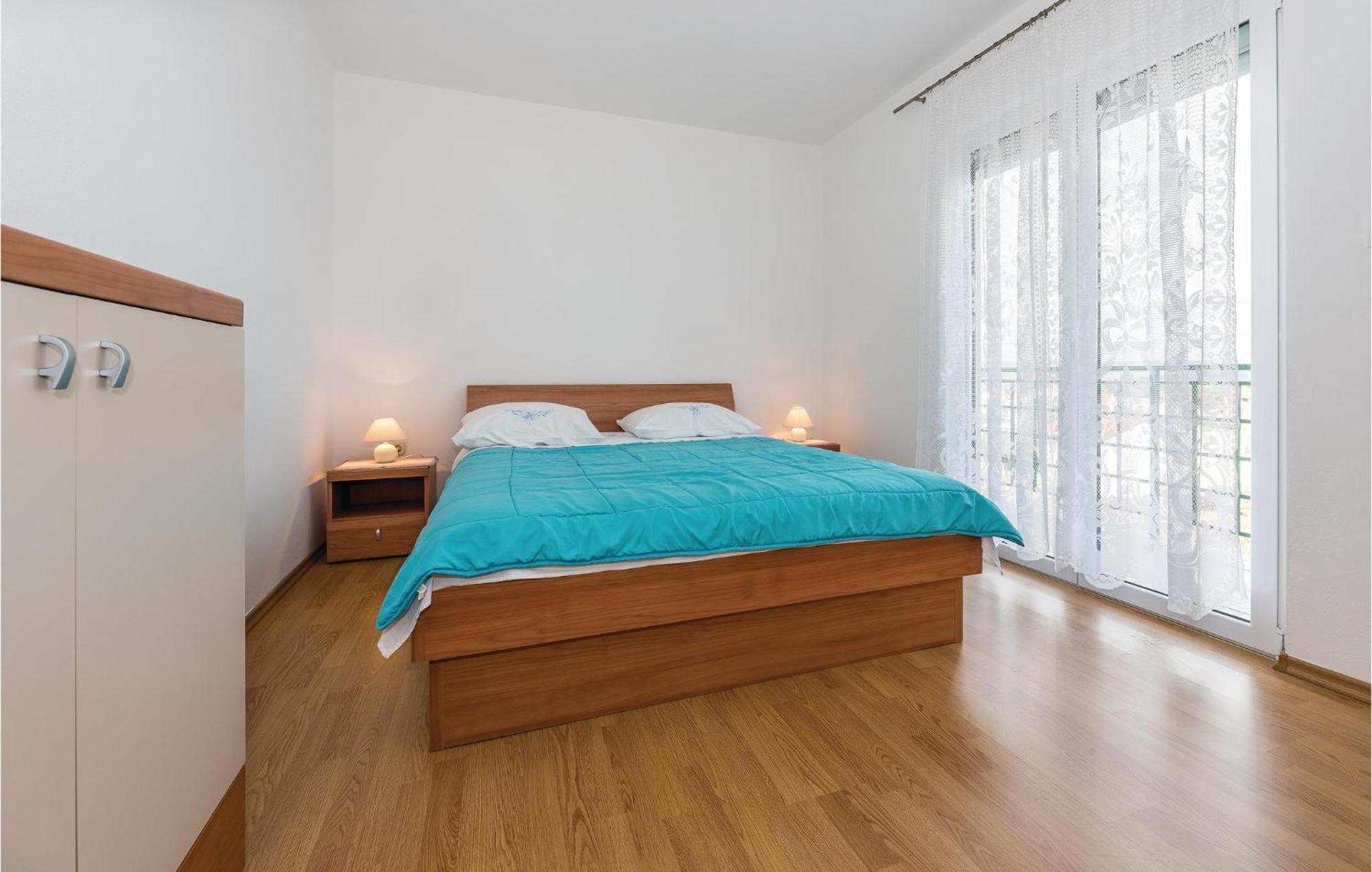 Beautiful Apartment In Raslina With Wifi Kültér fotó